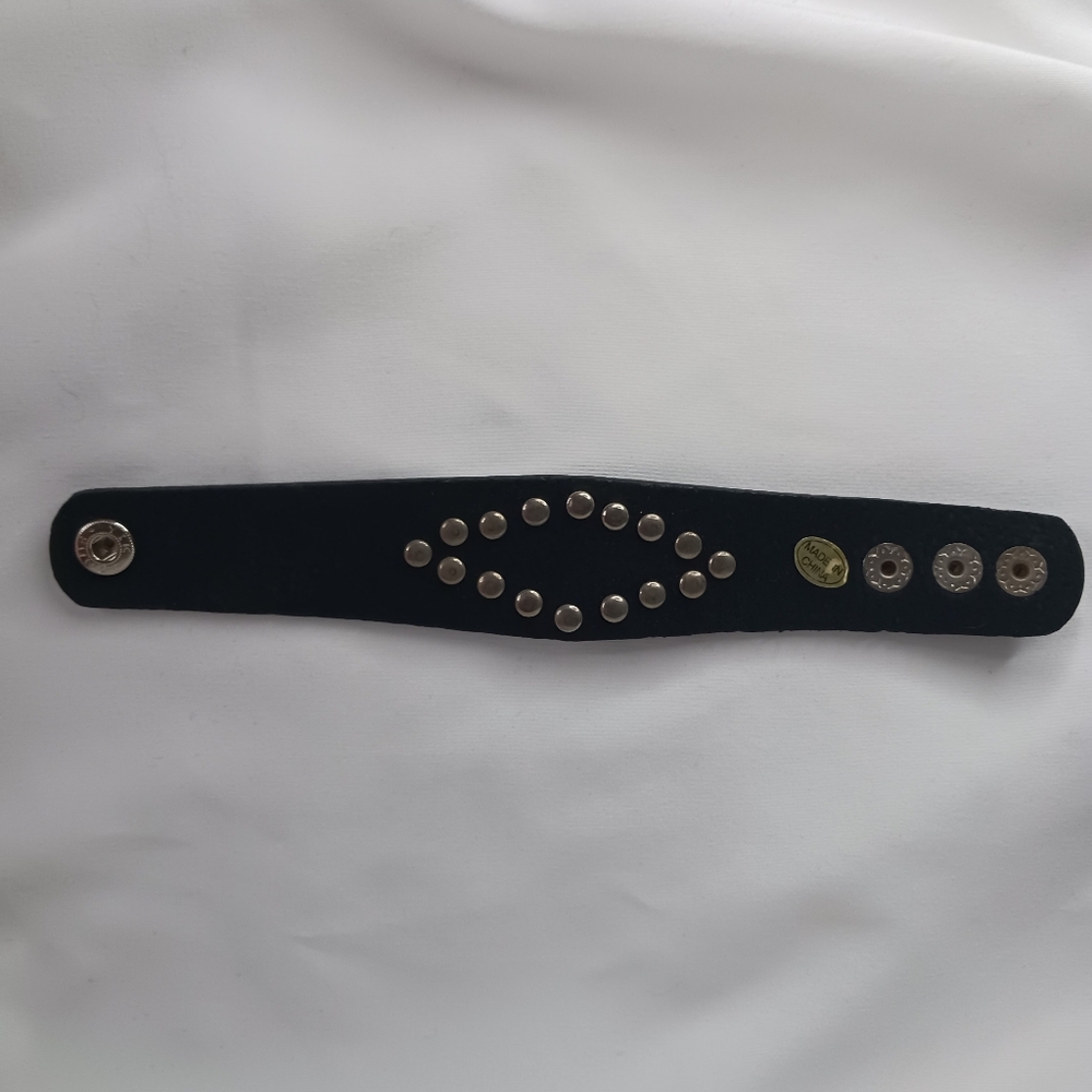 Black Leather Rhinestone Cuff. - Picture 6 of 7